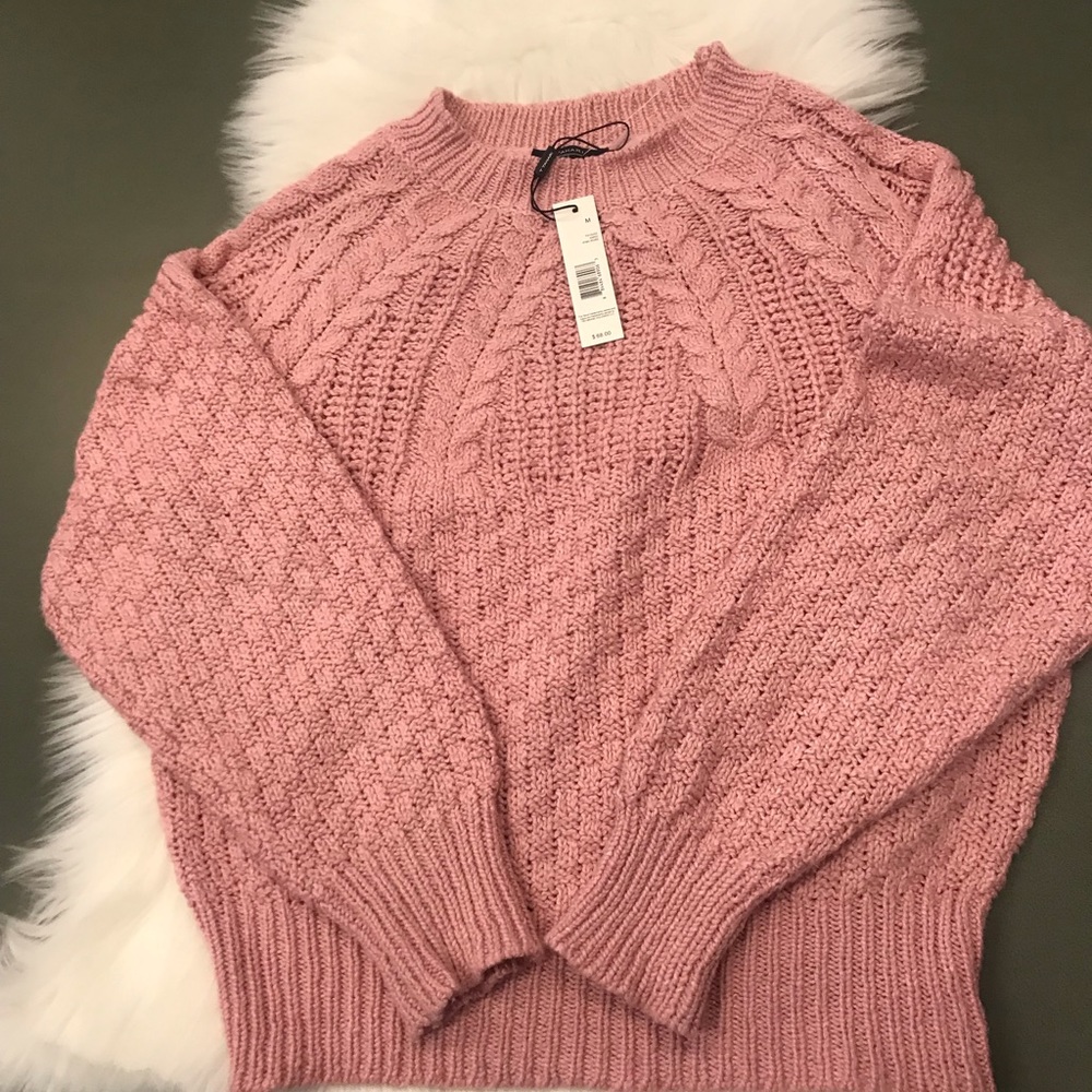 NWT Tahari Women’s SOFT Pink Sweater.  💗 M - Picture 4 of 5